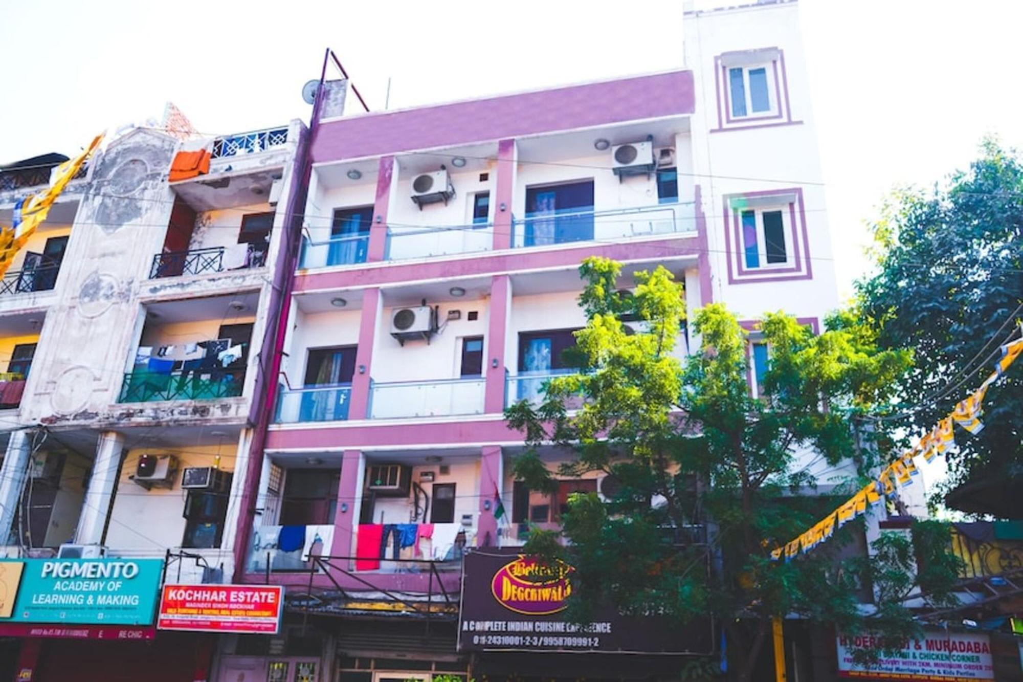 Deluxe Rooms In Jangpura Нью-Дели Экстерьер фото
